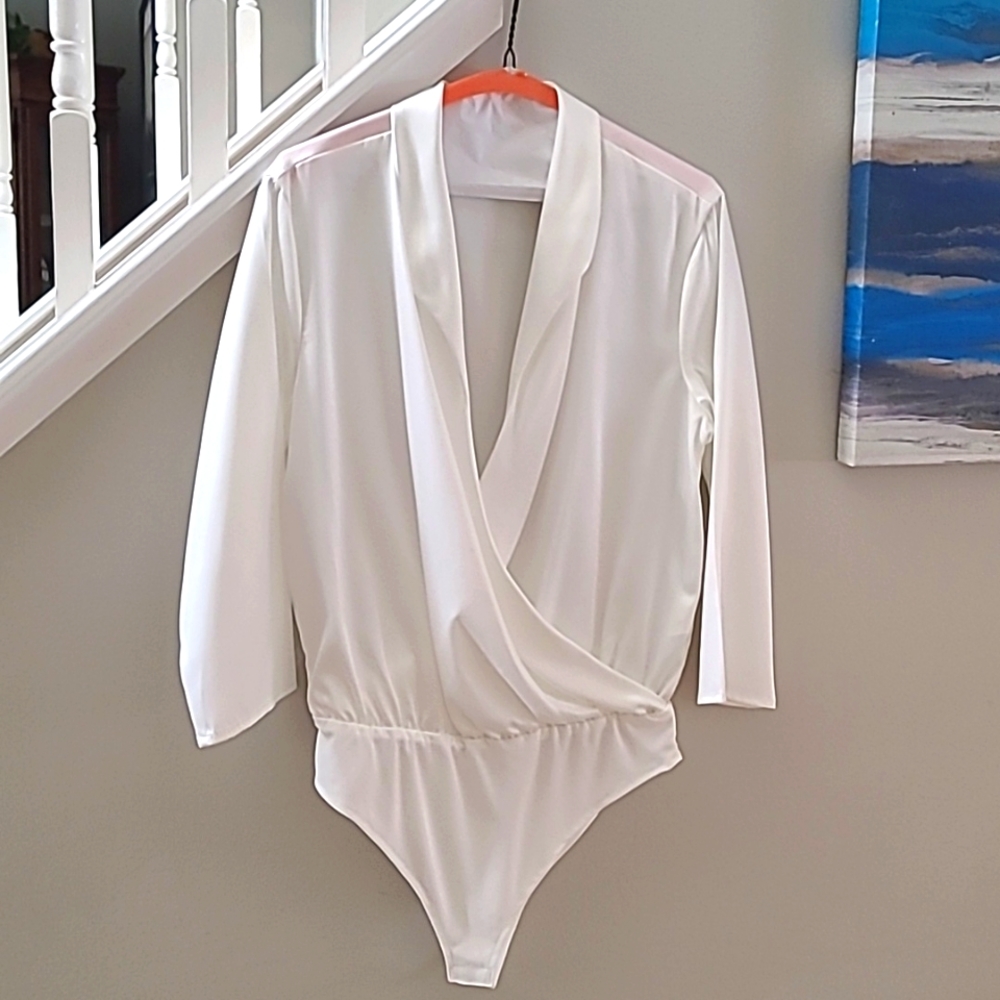 Silky white v-neck bodysuit dress shirt